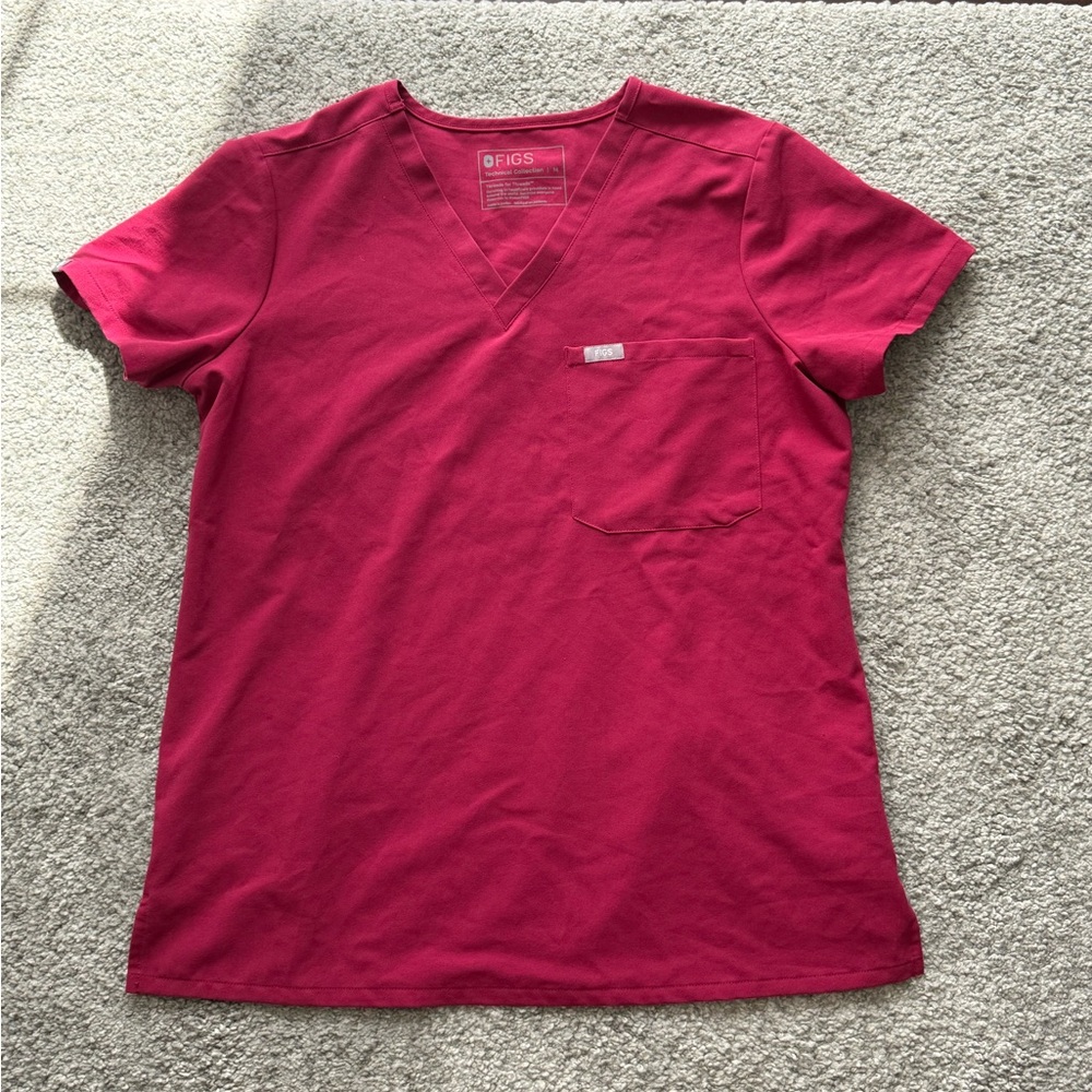 FIGS women's Catarina one pocket scrub top Deep Cranberry size Medium like new